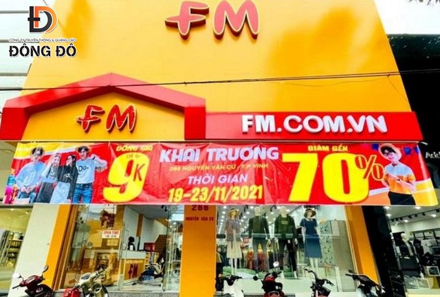 Mẫu băng rôn khai trương shop quần áo thiết kế lớn thu hút