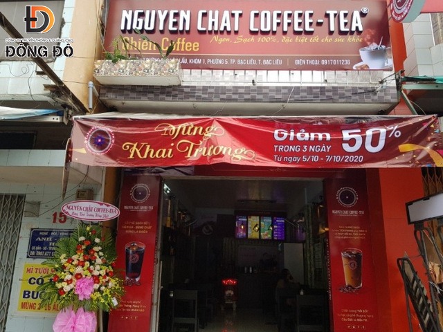 Mẫu băng rôn khai trương chuỗi cafe Nguyen Chat Coffee – Tea