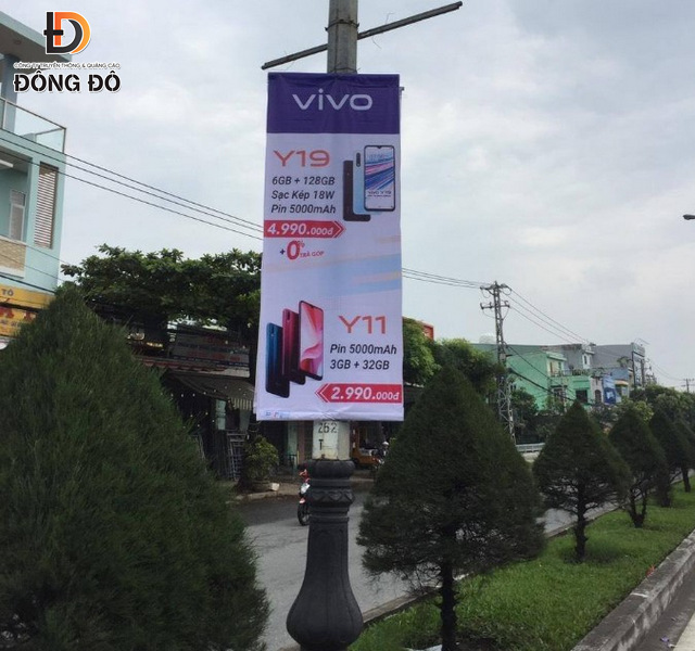 Treo phướn quảng cáo điện thoại ViVo
